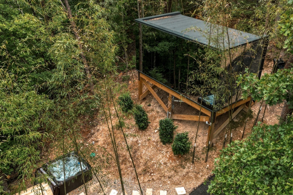 251d63d4-03f6-41a4-9280-70c6b21476c7