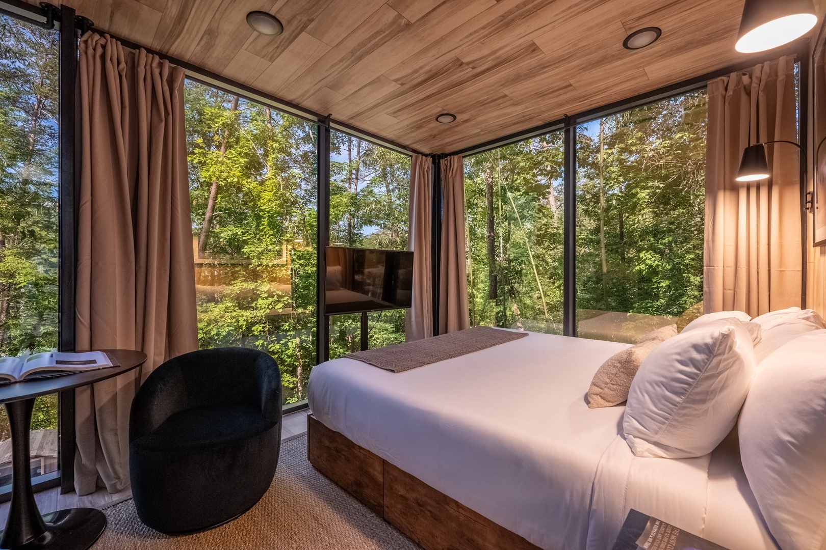 cd5e7b7e-1183-446b-8938-c11e428ac8fb